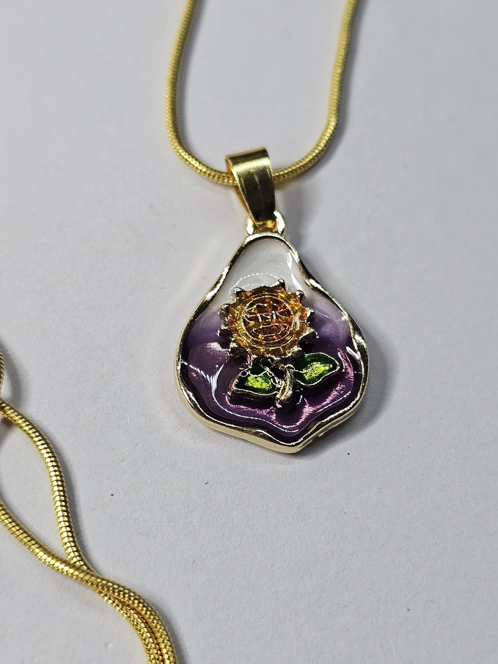 Gold-Trim Purple Floral Pendant Necklace
